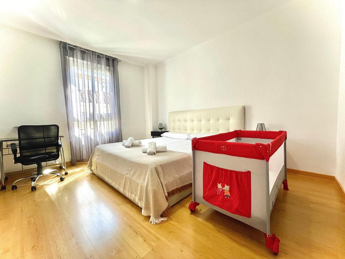 Luxury Duplex 200 M2 Terrace Parking StayinСевілья Екстер'єр фото